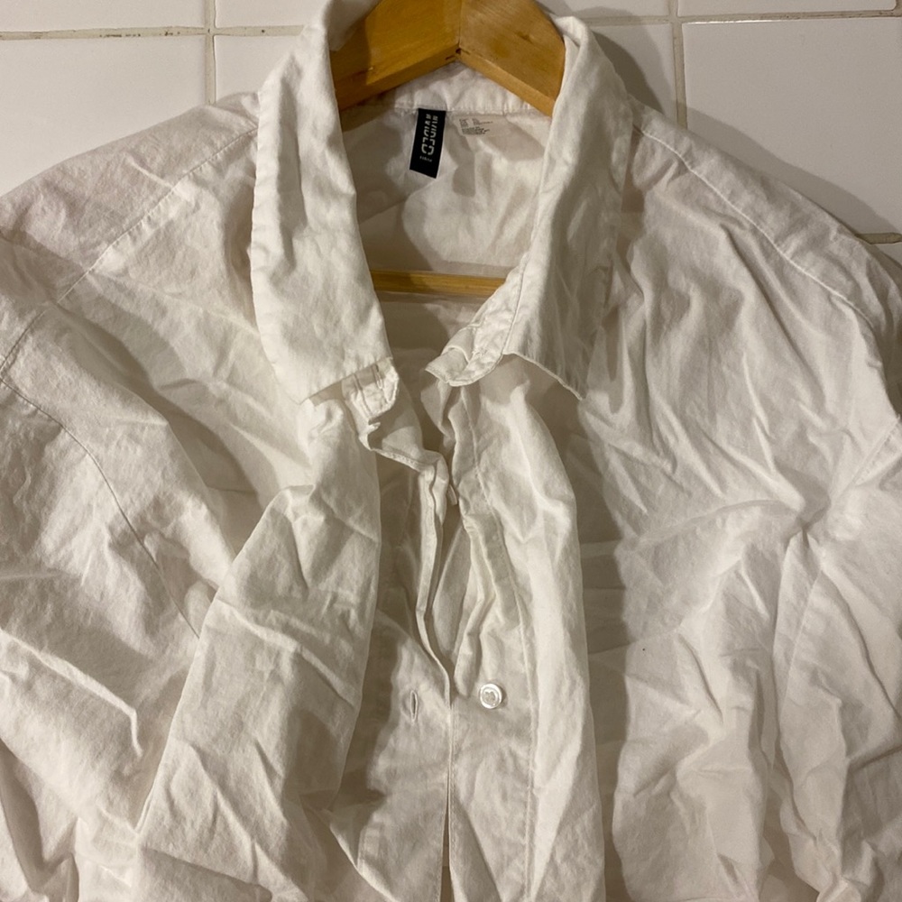 Cropped button up white long sleeve